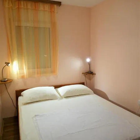 Appartement Apartman 30118 - Nenad